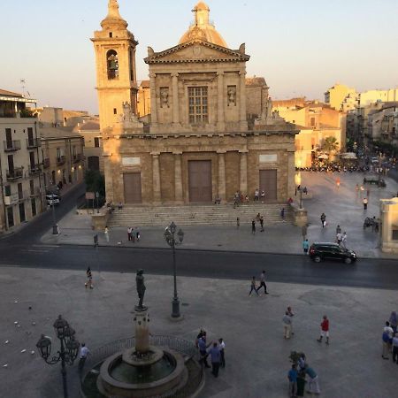 Affittacamere Duomo Gela Eksteriør bilde